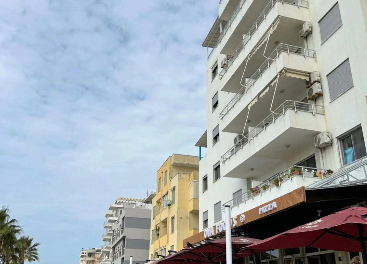 Sun, Sea And Serenity - Beachfront Apt With Sunset Views And Soothing Waves Durrës 0*,
