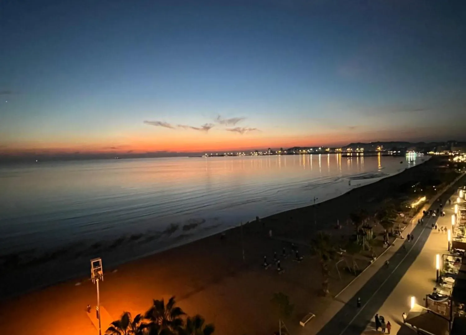 公寓 Sun, Sea And Serenity - Beachfront Apt With Sunset Views And Soothing Waves Durrës